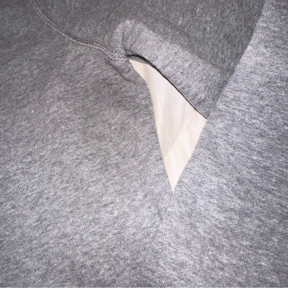Tek Gear‎ Gray Knit Crewneck Sweater Minimalist Design - Picture 3 of 7